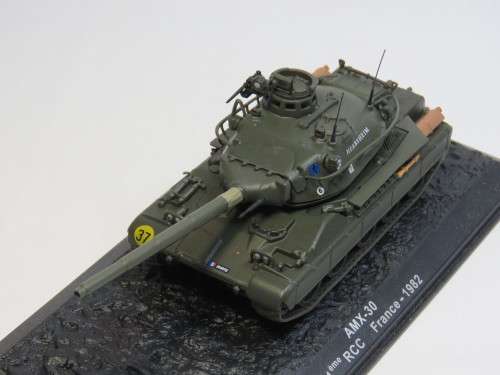 French Army AMX-30 combat tank model - 501 eme RCC - France 1982