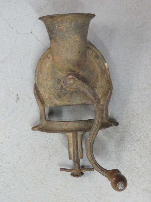 Vintage S.Nye and Co. Patent No.2 coffee grinder