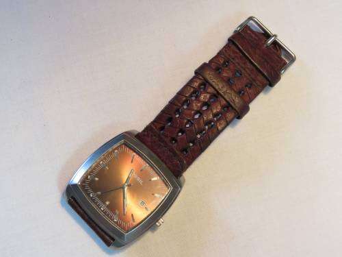 Fossil mens watch with leather strap