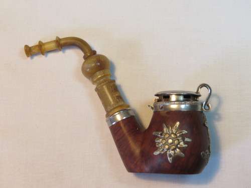 Vintage Swiss made BBK smoking pipe with horn handle