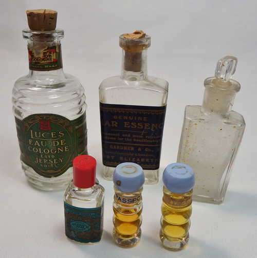 Lot of 6 very old bottles wit Eau de Cologne