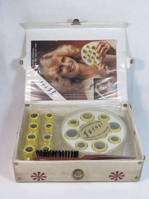 Vintage JesSet Deluxe S20 instant hair curlers