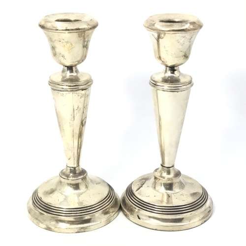 Pair of sterling silver candlesticks - Hallmarked Birmingham 1964 - Weighs 418 grams