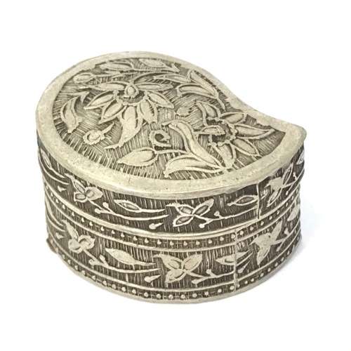 Small silver snuff box - No hallmarks visible - 14.2grams