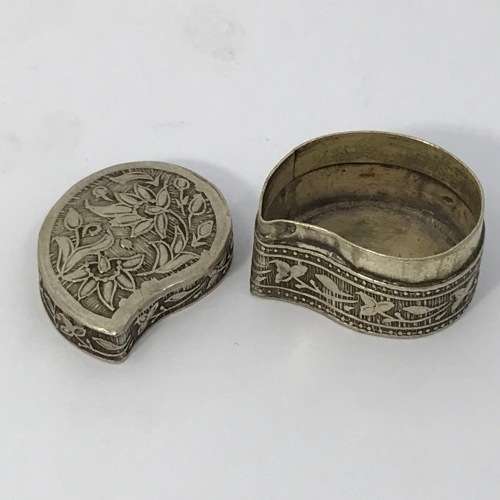 Small silver snuff box - No hallmarks visible - 14.2grams