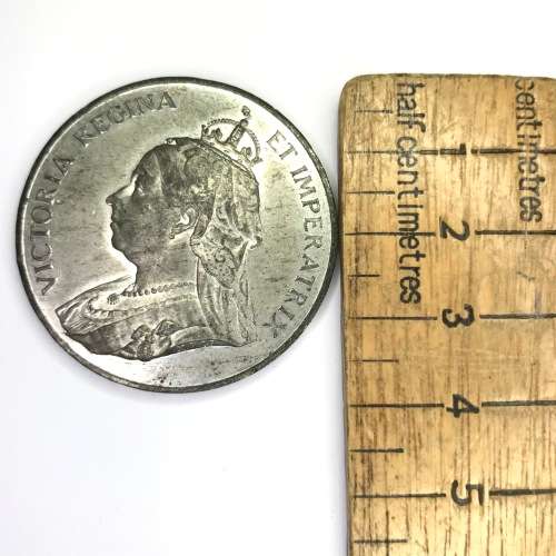 Queen Victoria 1837-1897 medallion