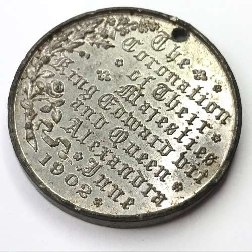 1902 Kind Edward 7 and Queen Alexandria coronation medallion - no ribbon