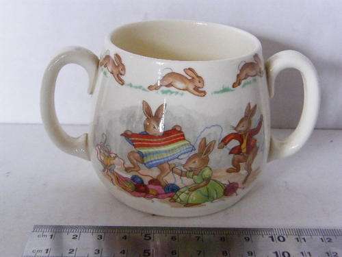 Royal Doulton Bunnykins childâs mug with 2 handles - pre 1969