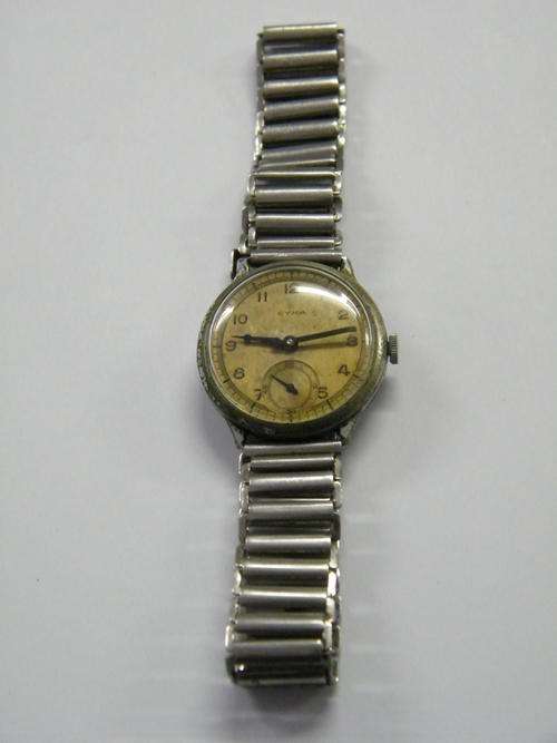1940's CYMA AUTOMATIC mens watch - still working of course