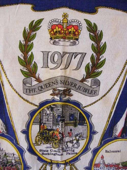 Royalty 1977 QE2 Silver Jubilee Commemorative Wall hanging ( 46 x 74 cm )