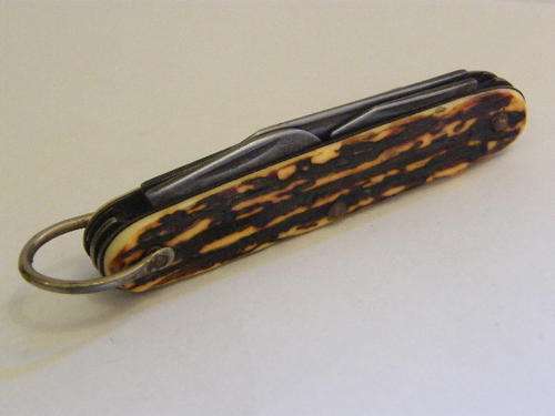 Richards Pocket Knife with Immitation Bone Handle - as per photo