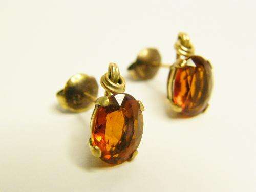 9ct Gold Earrings with Orange Stone - Weighs 3.2 grams - as per photo