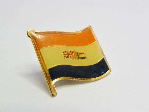 Old SA Flag pin - as per photo