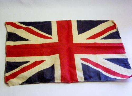 Small Union Jack Flag - Size: 42 cm x 30 cm - as per photo