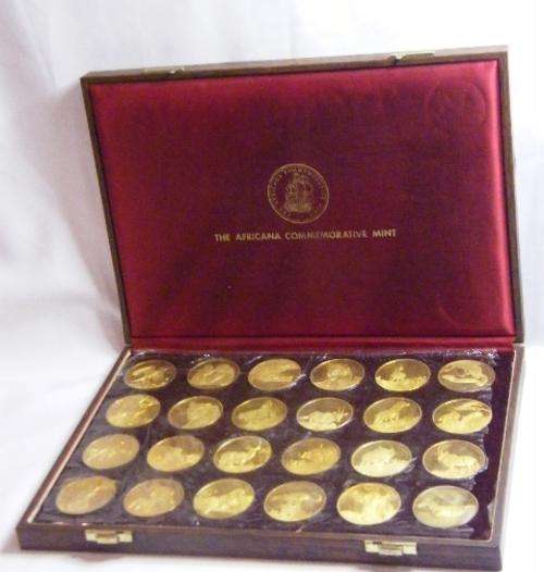 The Wildlife Society of SA 50th Anniversary Medallion Set,24 Gold Plated Sterling Silver Medallions