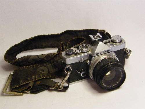 Vintage Olympus OM-1 35mm Camera - Olympus Zuiko 1:1.8 Lens - not working, as per photo