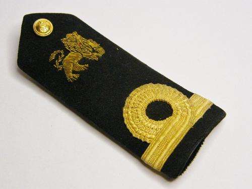 SA Navy Sub - lieutenant Rank Epaulette - as per photo