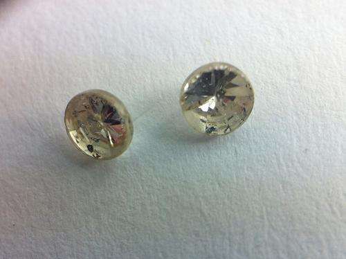 14 Points pair flat head diamonds with inclusions - as per photo