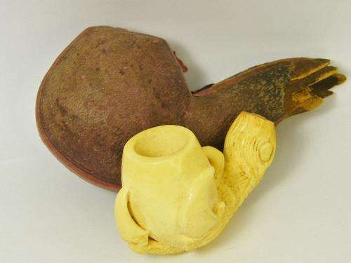 Dragon's claw meerschaum pipe in case, no mouthpiece - as per photo