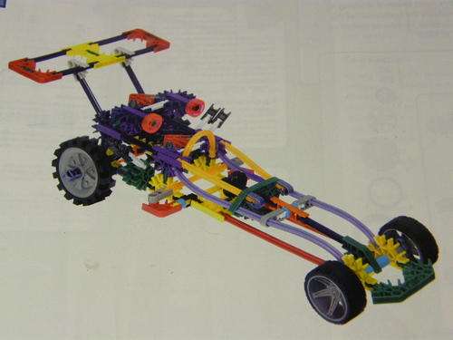 KNEX Creator - bin with over 1691 pieces @ 25 cents per piece - as per photo
