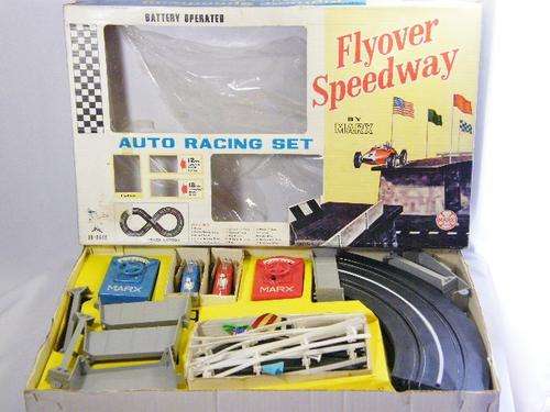 Marx Flyover Speedway Auto racing set - not sure if working - one tyre missing @ Crazy R10 start