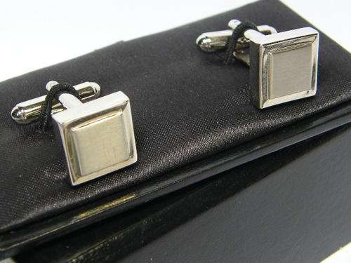 Pair of mens cufflinks in box - @ CRAZY R1 Start