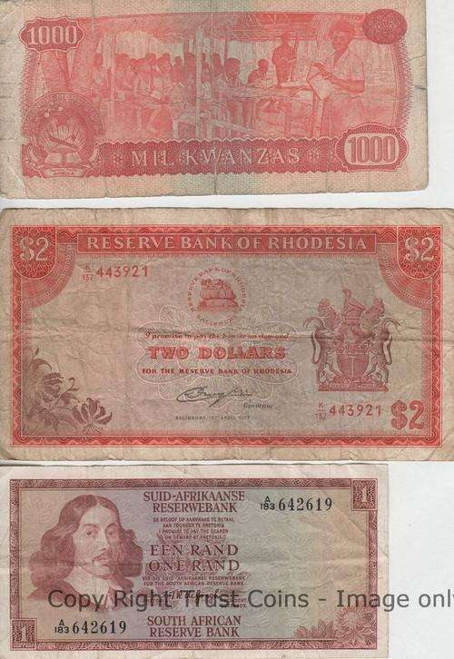 Lot of 10 international banknotes - as per photo