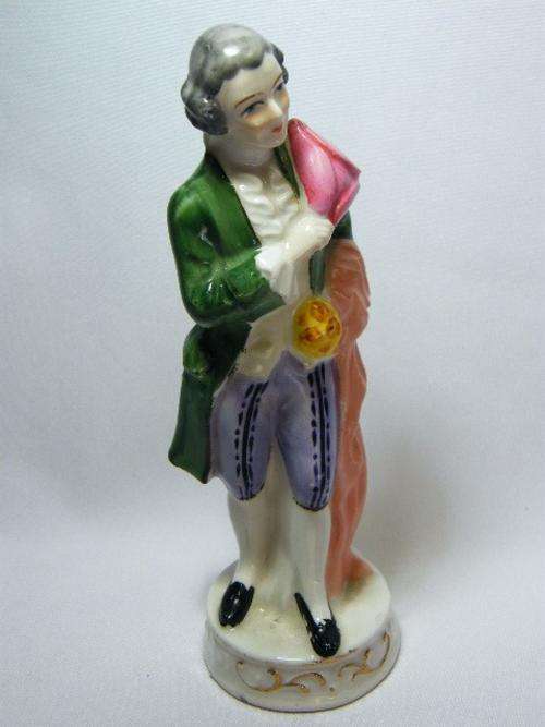 Vintage Aristocrat Gentleman porcelain figurine by Moriyama - @ CRAZY R1 Start