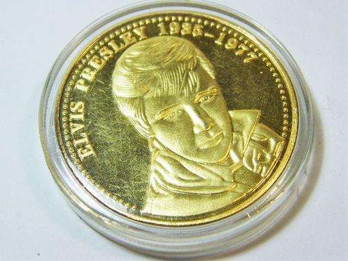 1935-1977 Elvis Presley The King of Pop music gold plated commemorative medallion - as per photo