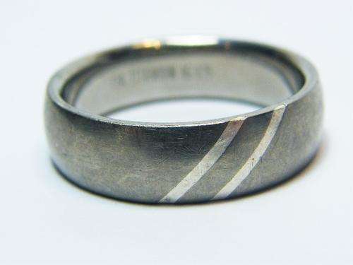 Mens OA Titanium ring with 2 sterling silver inserts - size Y - as per photo