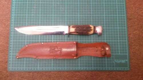 Hunting knife
