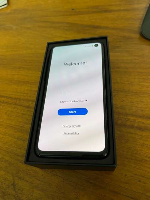 ***LOOK*** Samsung S10e dual SIM