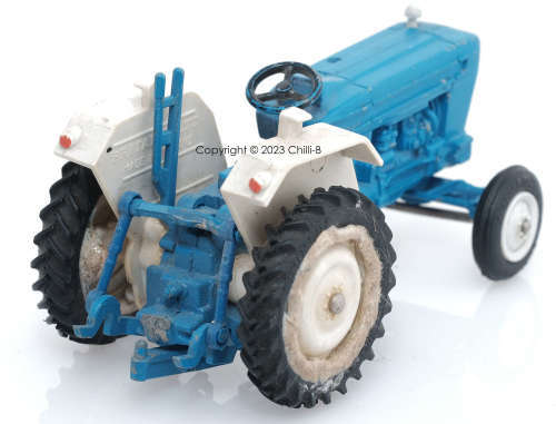 Britains 9524 Ford 6600 Tractor Die Cast Model 1:32 Scale Model 1976