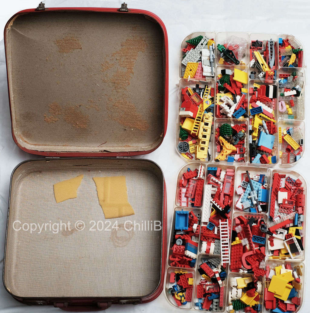 Lego Legoland bulk lot (1970 - 1980`s blocks and parts with booklets, carrying cases)