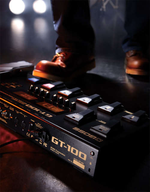 BOSS GT-100 RUGGED FLOOR MULTI EFFECTS WITH `COSM` TECHNOLOGY