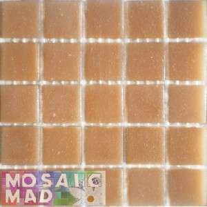 Riverglass 20mm x 20mm x 4mm - PINK