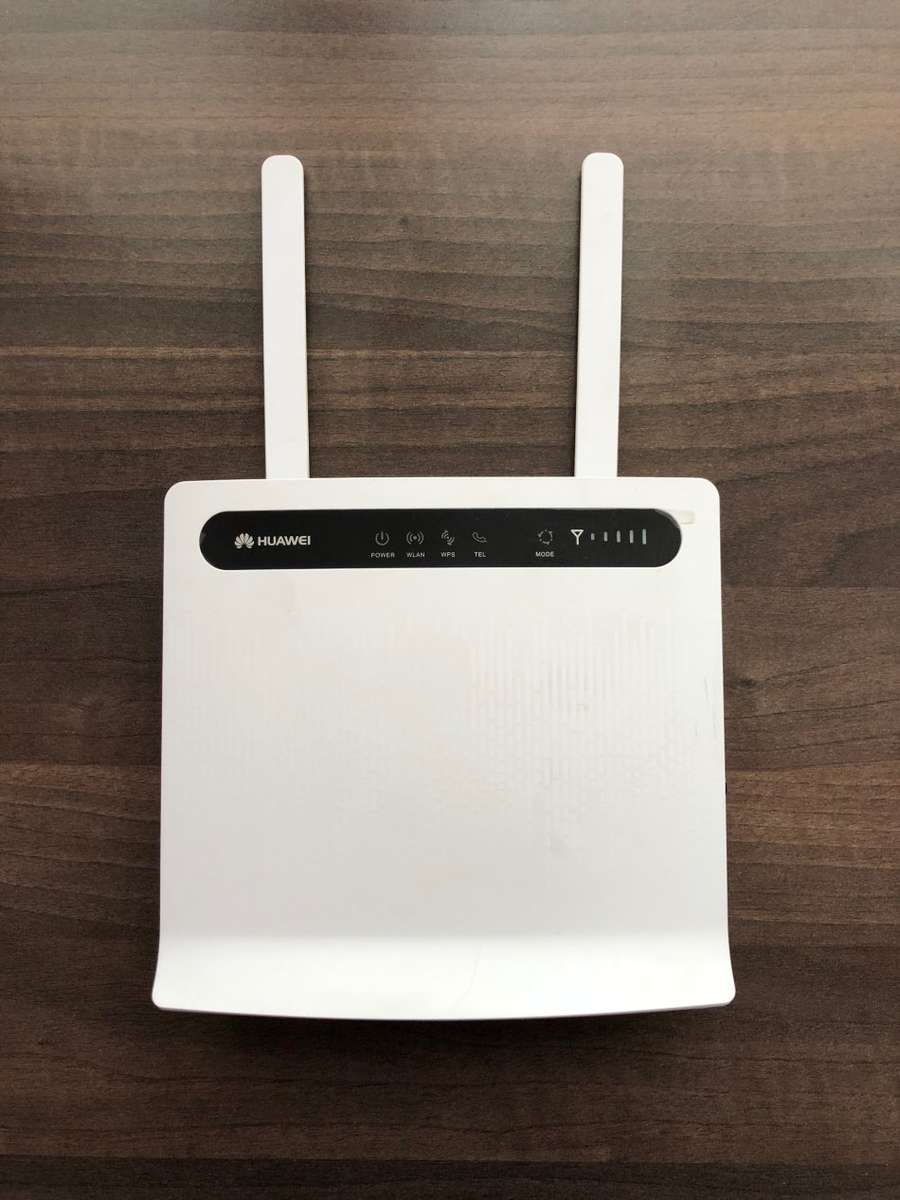 Huawei B593 - 150Mbps 4G LTE  Wi-Fi Modem Router for Home or Office