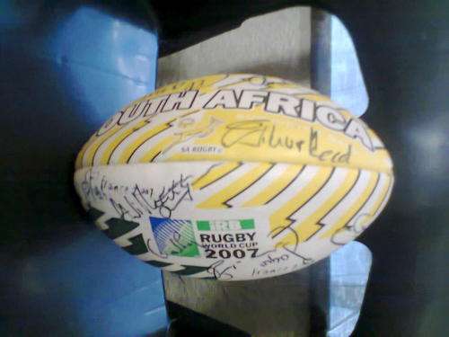 2007 Rugby world cup signed ball {South Africa Team}