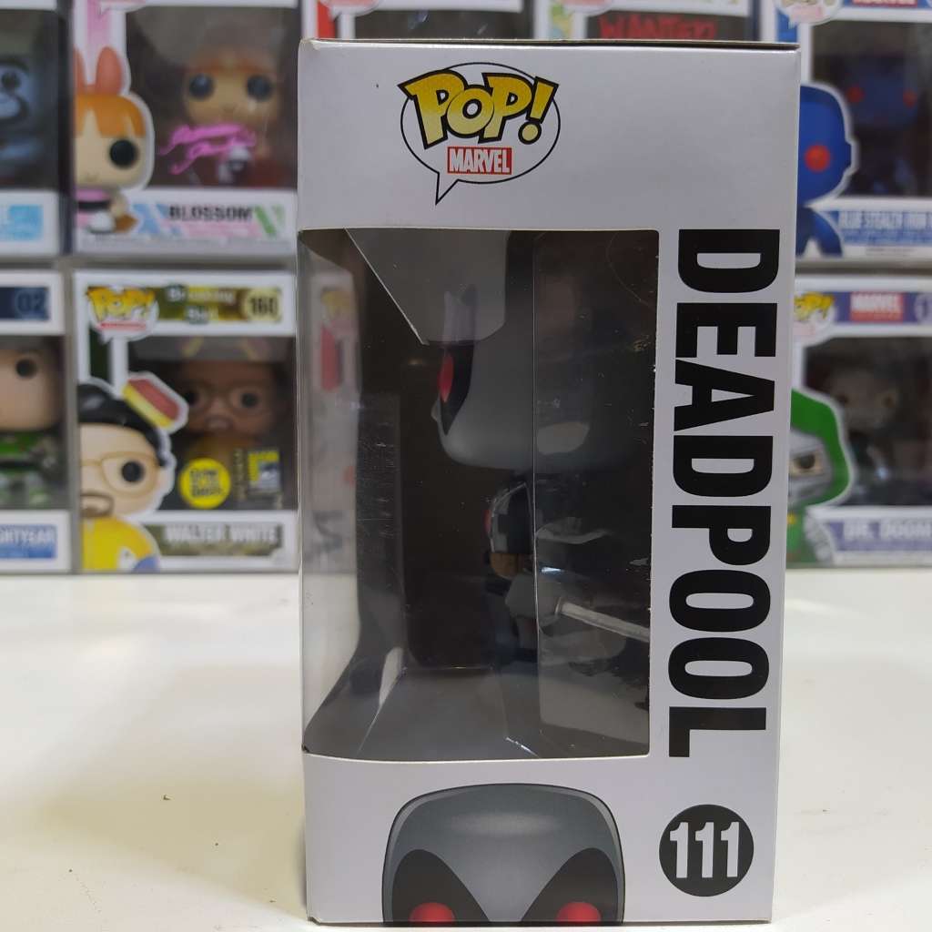 Marvel #111 Deadpool Funko Pop