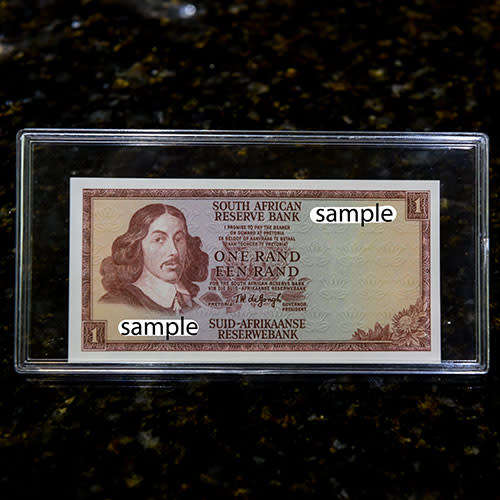 Bank Note Sleeve Protector Holder Solid Plastic Slab