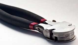 Fencing pliers with an added function of pulling wire unusually tight around any object