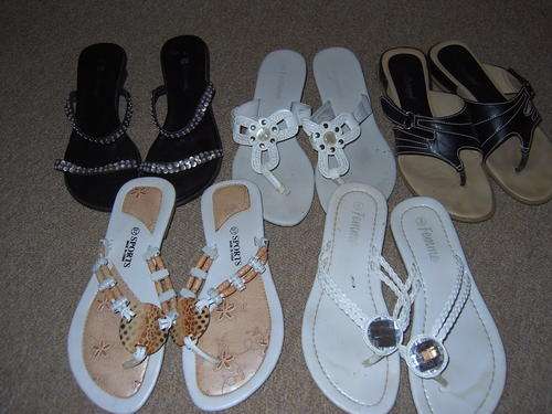 CRAZY START!!!! WOMAN'S SANDALS. NO. 5. (SECONDHAND) SHIPPING R80.00/