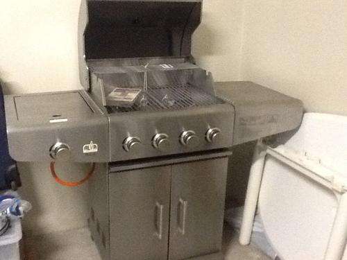 New Alva 4 Burner G546 Gas Braai - Cover included