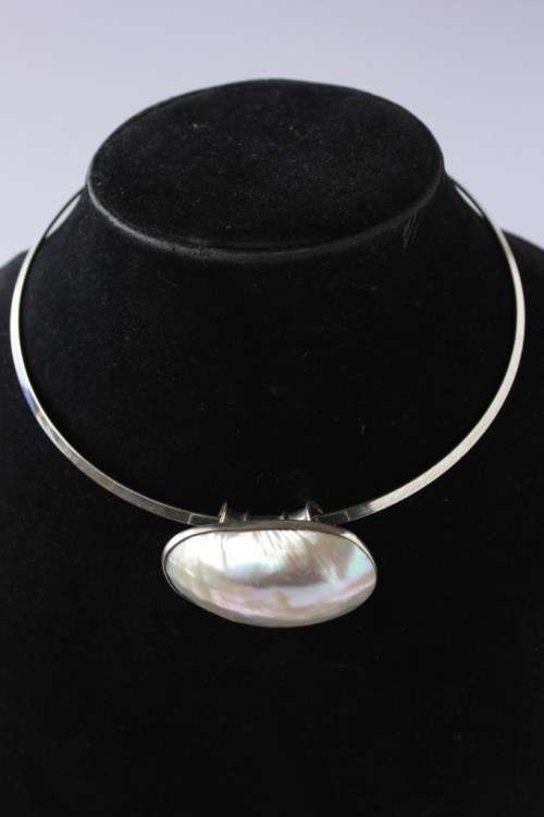 Mother-of-pearl and sterling silver pendant