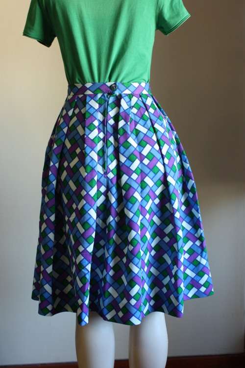 Bright 1960s full, fitted flared skirt