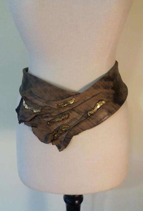 1980s genuine leather belt with copper detail