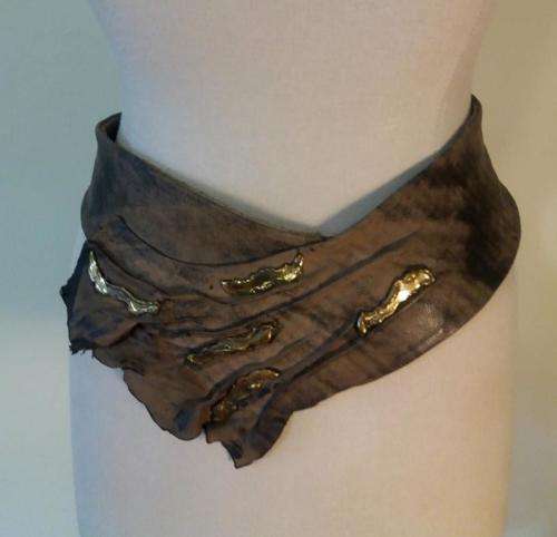 1980s genuine leather belt with copper detail