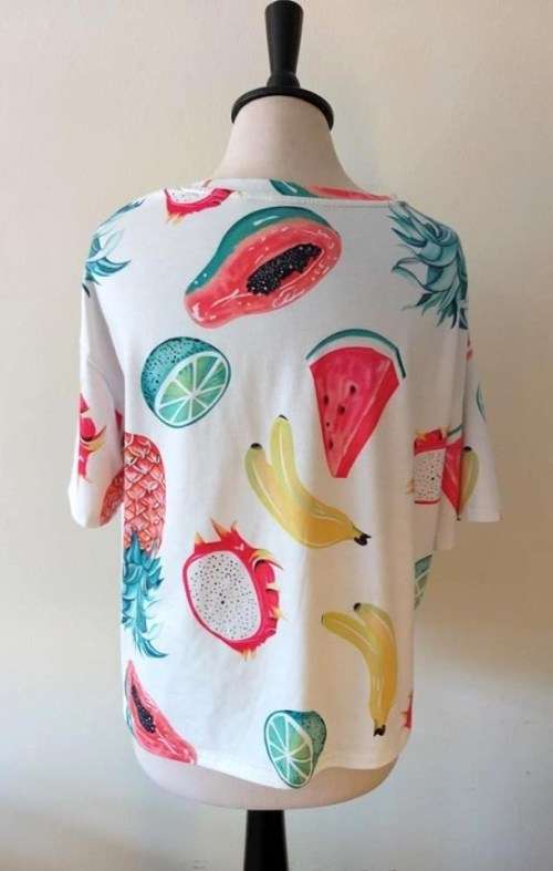 Vintage cropped tee with fruit print