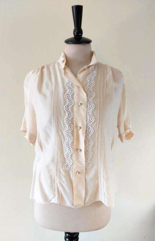 1940s cream blouse with broderie anglaise