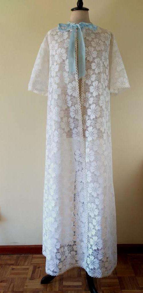 Vintage long lace kimono